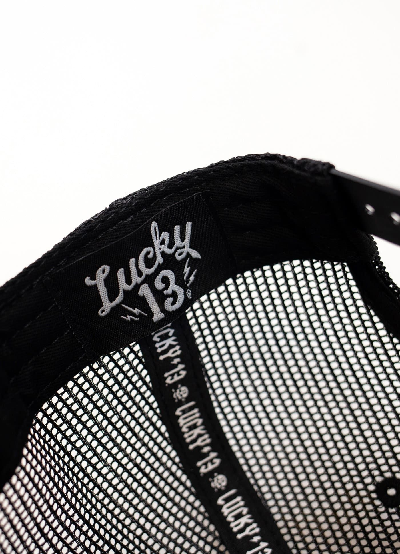 Czapka z daszkiem Snapback Knuckles Forever