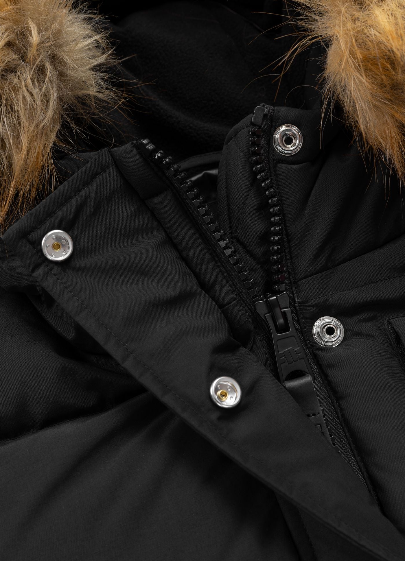 Kurtka zimowa pikowana z kapturem AZALEA