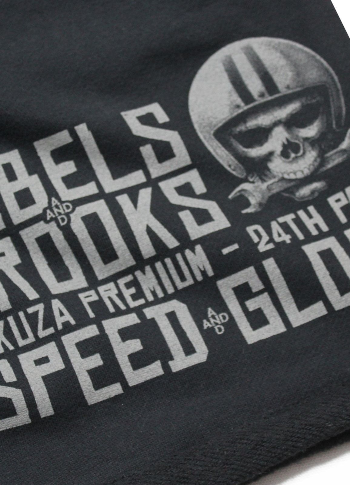 Szorty dresowe YPJO 3628